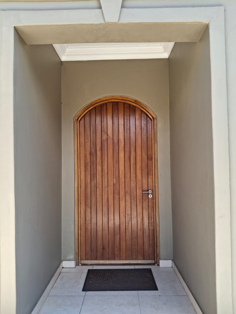 3 Bedroom Property for Sale in Avignon Western Cape